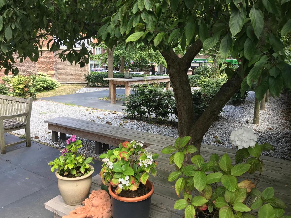 Bed En Kerk Monumentale 2 Slaapkamer Woning Hoorn  Bagian luar foto